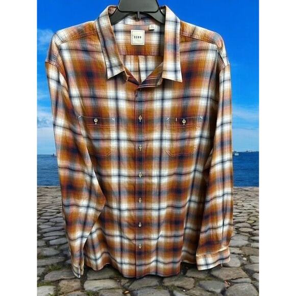 North Country XL Shirt Handsome Gray Red Plaid Modern Soft Portuguese Flannel - Picture 2 of 4